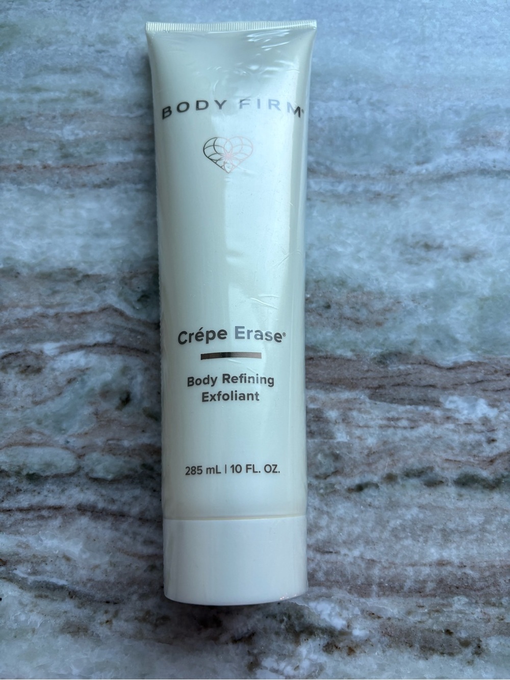 Crêpe Erase Body Refining Exfoliant - Cream and face both products